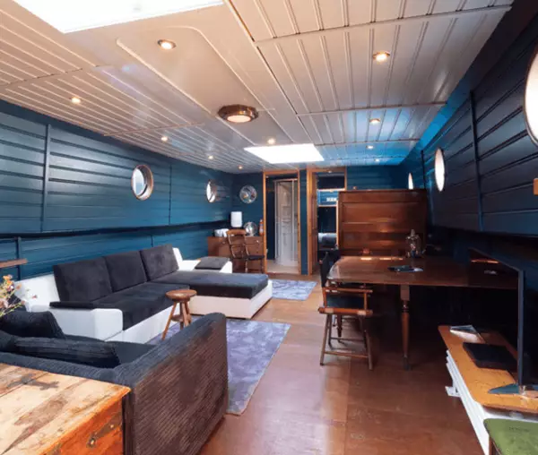 Dutch Barge